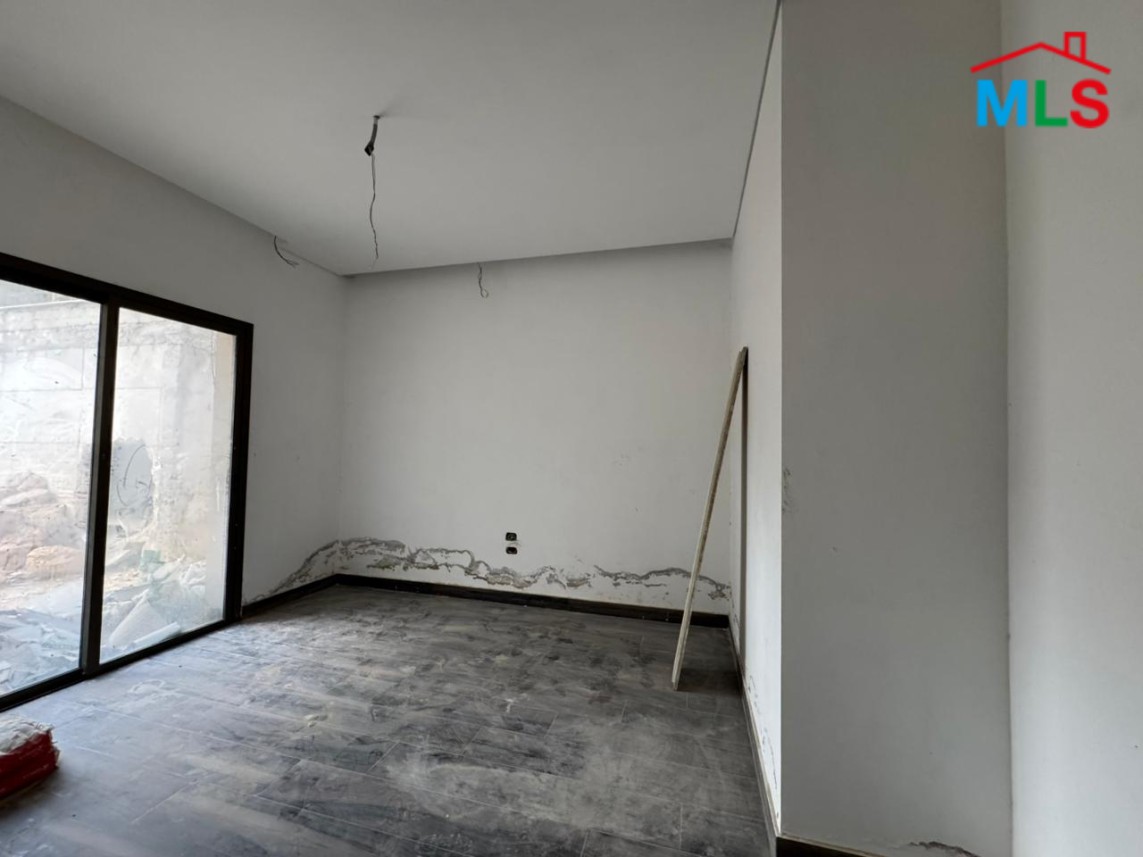 Spacious Apartment With Terrace For Sale in Baabdat