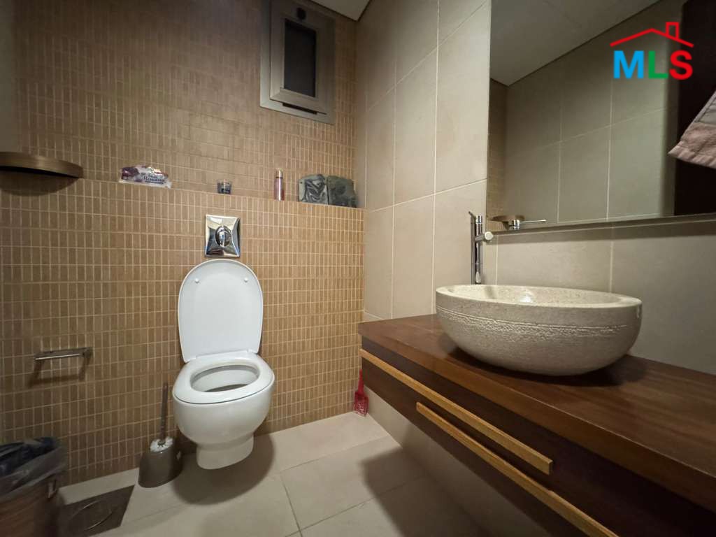 3-Bedroom Apartment For Sale in Mansourieh