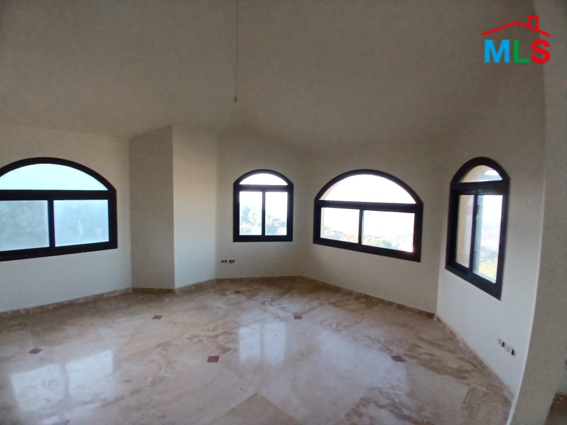Villa For Sale in Beit Chabeb With Panoramic View
