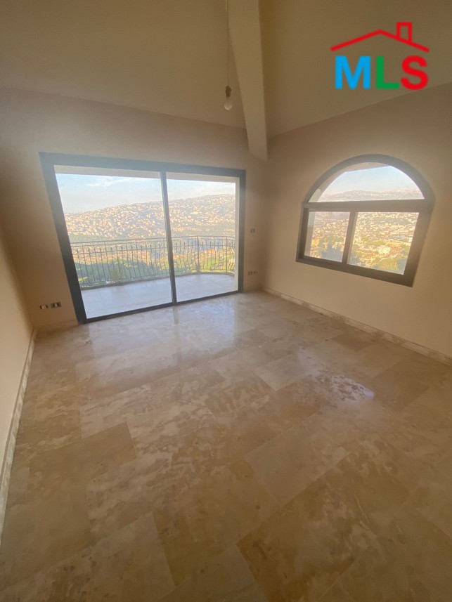 Villa For Sale in Beit Chabeb With Panoramic View