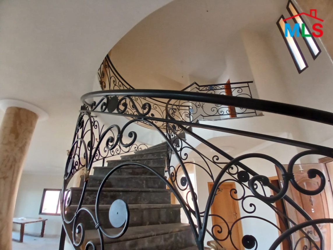 Villa For Sale in Beit Chabeb With Panoramic View