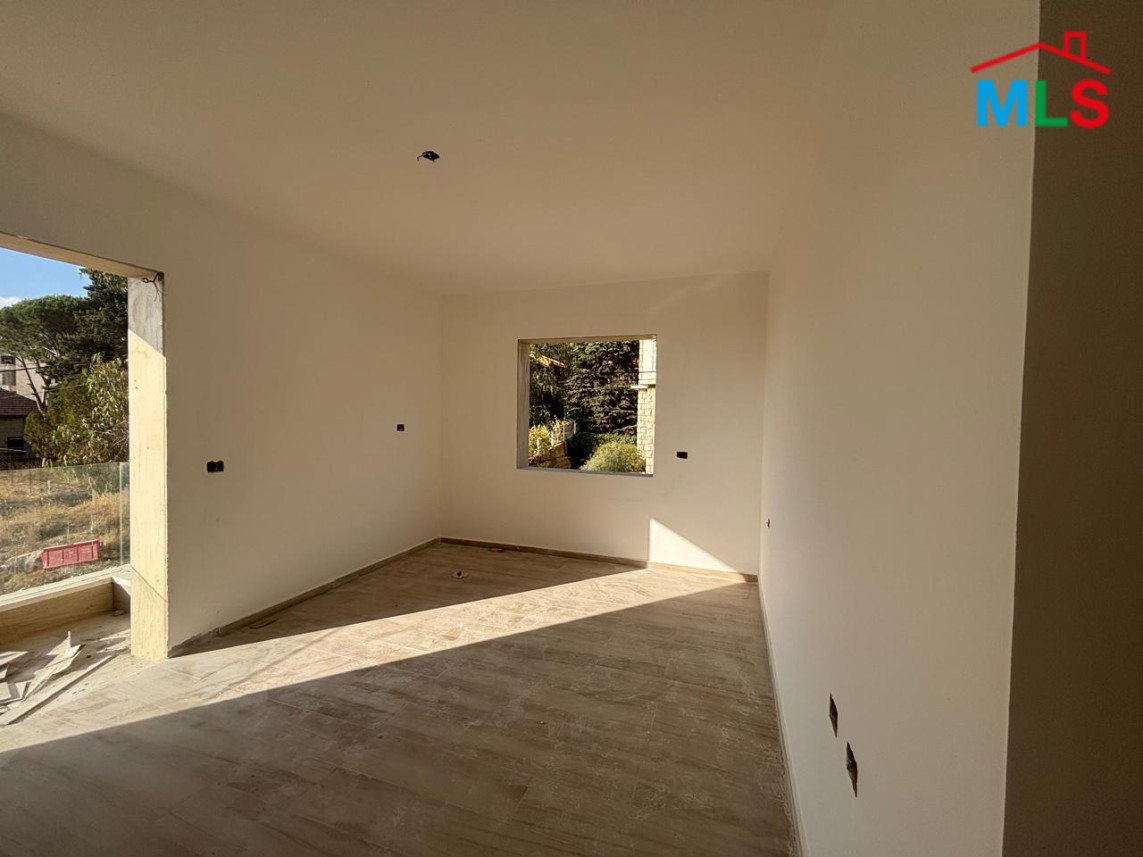 3-Bedroom Apartment For Sale in Baabdat