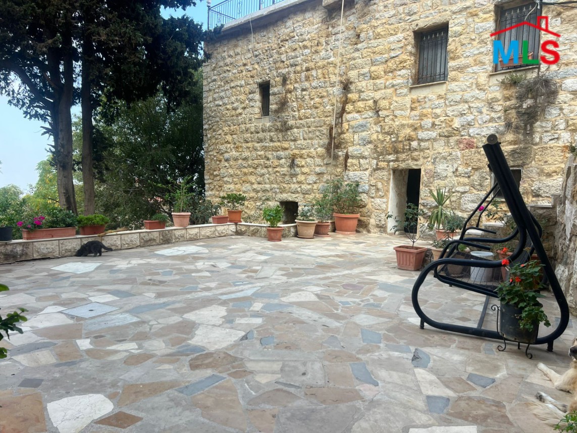 Spacious Apartment With Terrace For Sale in Aitat, Aley