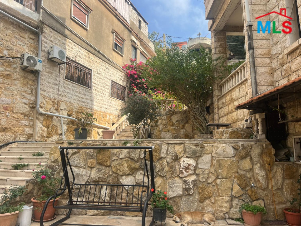 Spacious Apartment With Terrace For Sale in Aitat, Aley