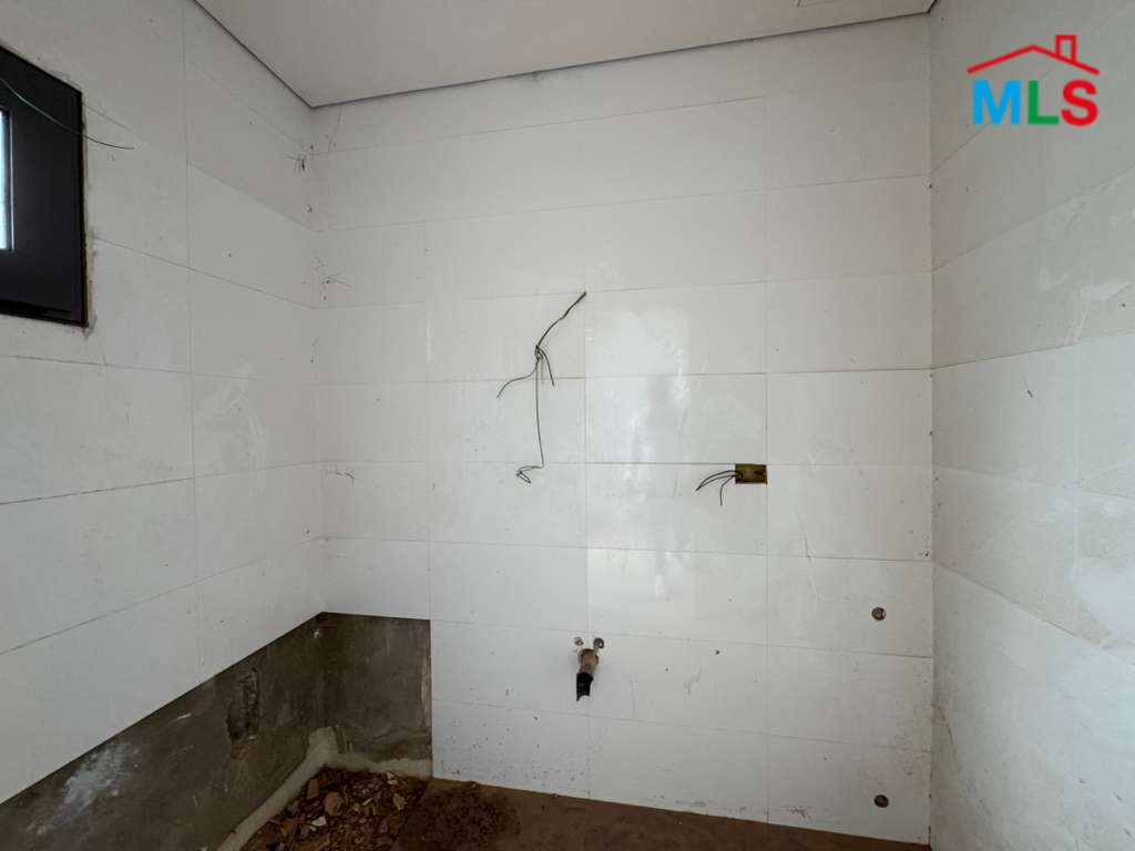 Brand New Apartment With Garden For Sale in Beit Meri