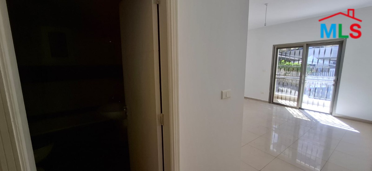 Deluxe Apartment With Sea & Mountain View For Sale in Qornet Al Hamra