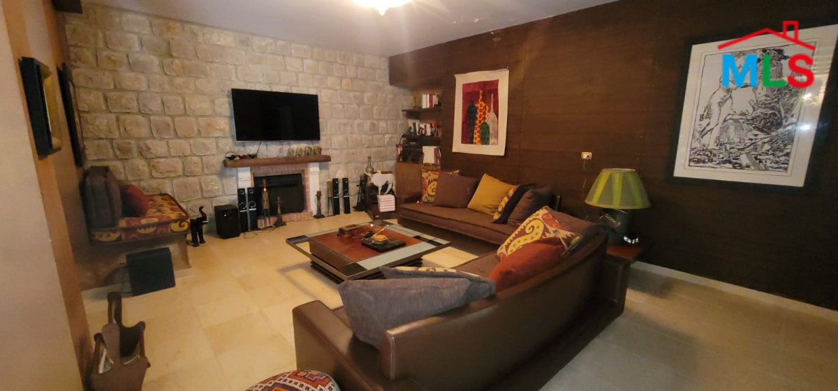 Furnished Villa With A Big Garden For Sale in Ajaltoun