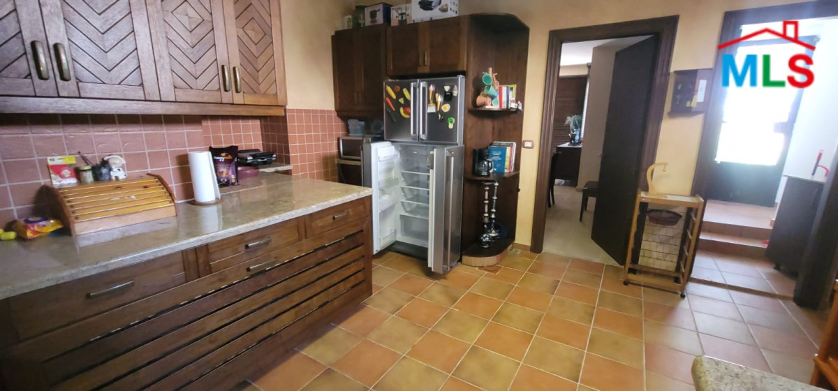 Furnished Villa With A Big Garden For Sale in Ajaltoun