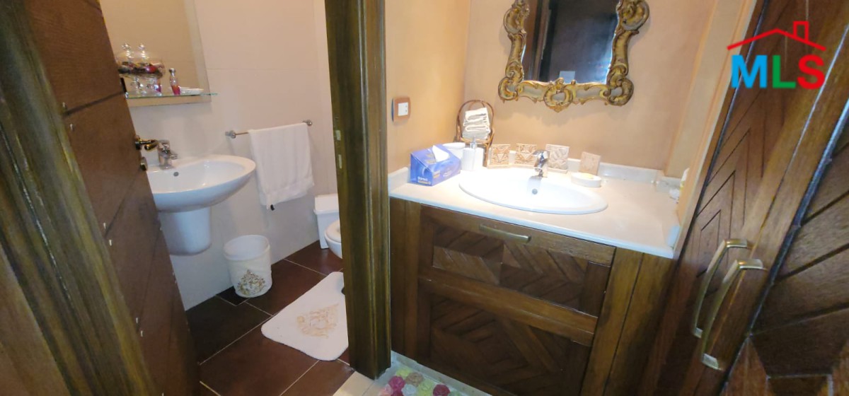 Furnished Villa With A Big Garden For Sale in Ajaltoun