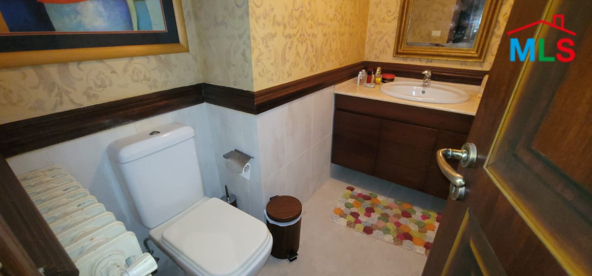 Furnished Villa With A Big Garden For Sale in Ajaltoun