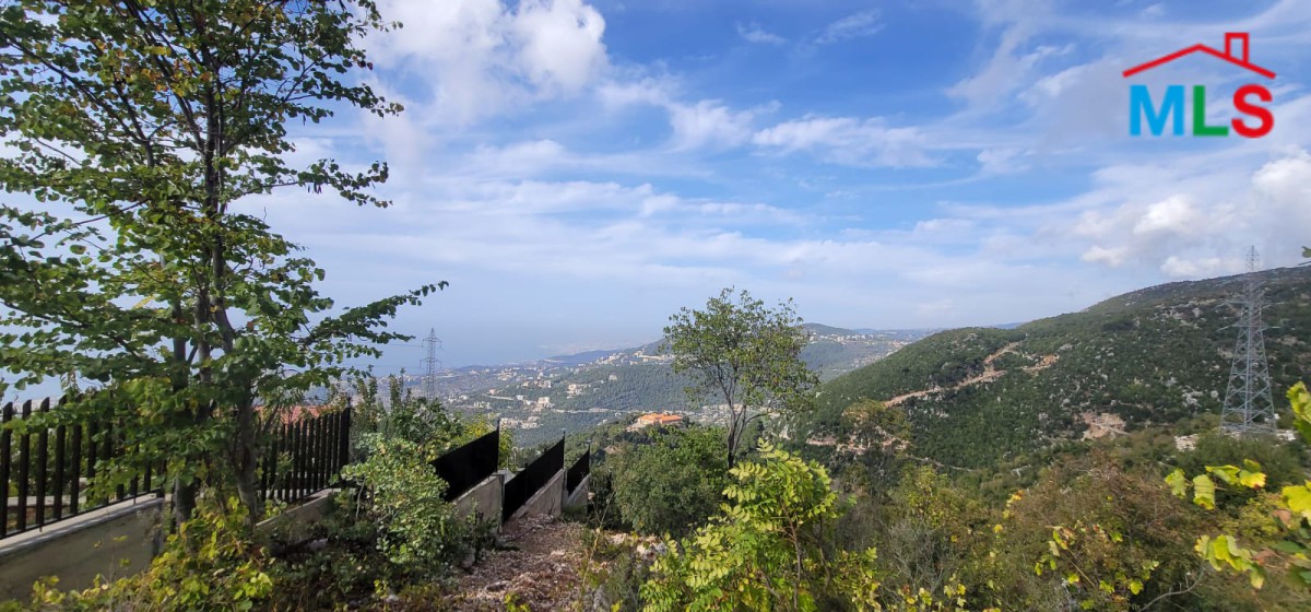 910 SQM Land With Seaview For Sale in Dlebta