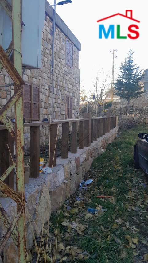 Fully Equipped Old House For Sale in Laqlouq