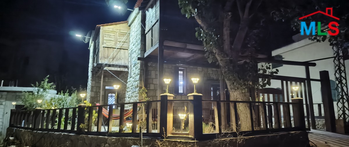 Fully Equipped Old House For Sale in Laqlouq