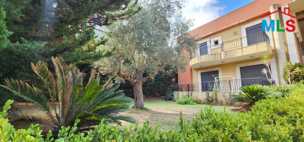 Semi-Attached Villa With Garden For Sale in Bsaba, Baabda