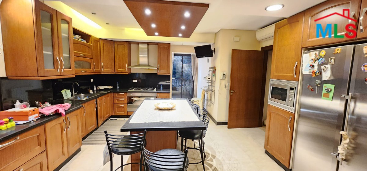 Semi-Attached Villa With Garden For Sale in Bsaba, Baabda