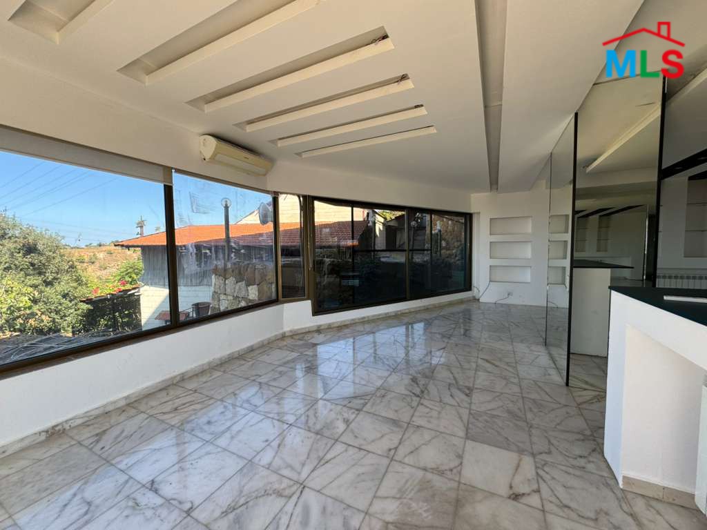 300 SQM Apartment With Panoramic Seaview For Sale in Mansourieh