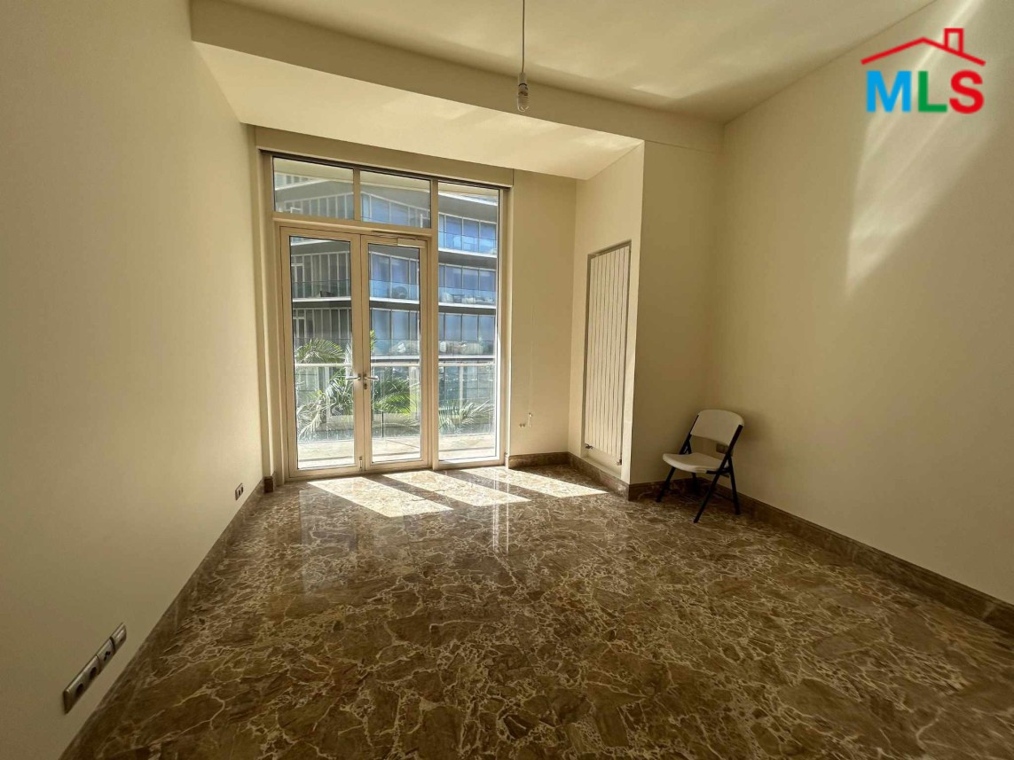 High-End! Luxurious Apartment with Panoramic Sea View For Sale in Down Town