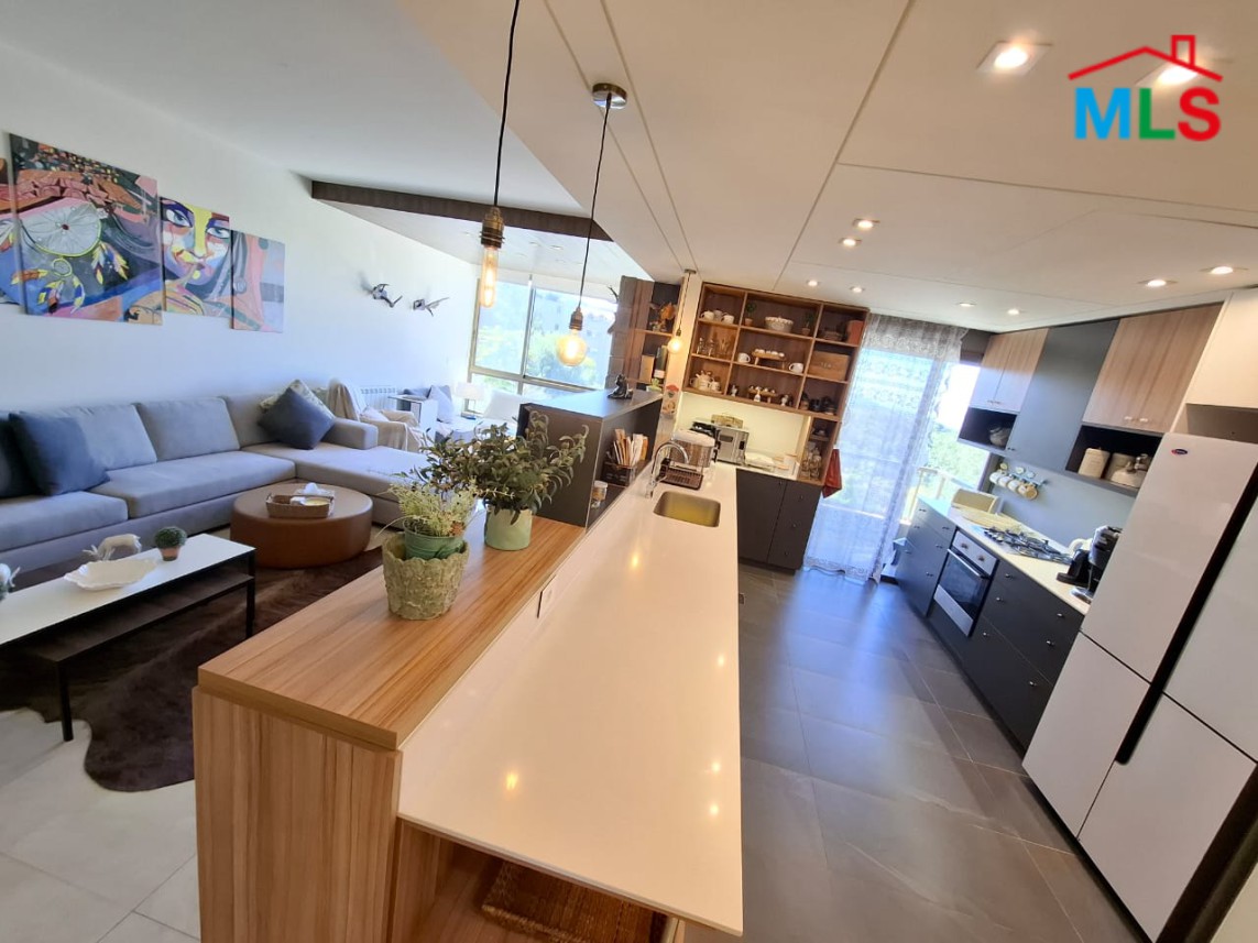 Luxurious Modern Fully Furnished Apartment For Sale in Rayfoun
