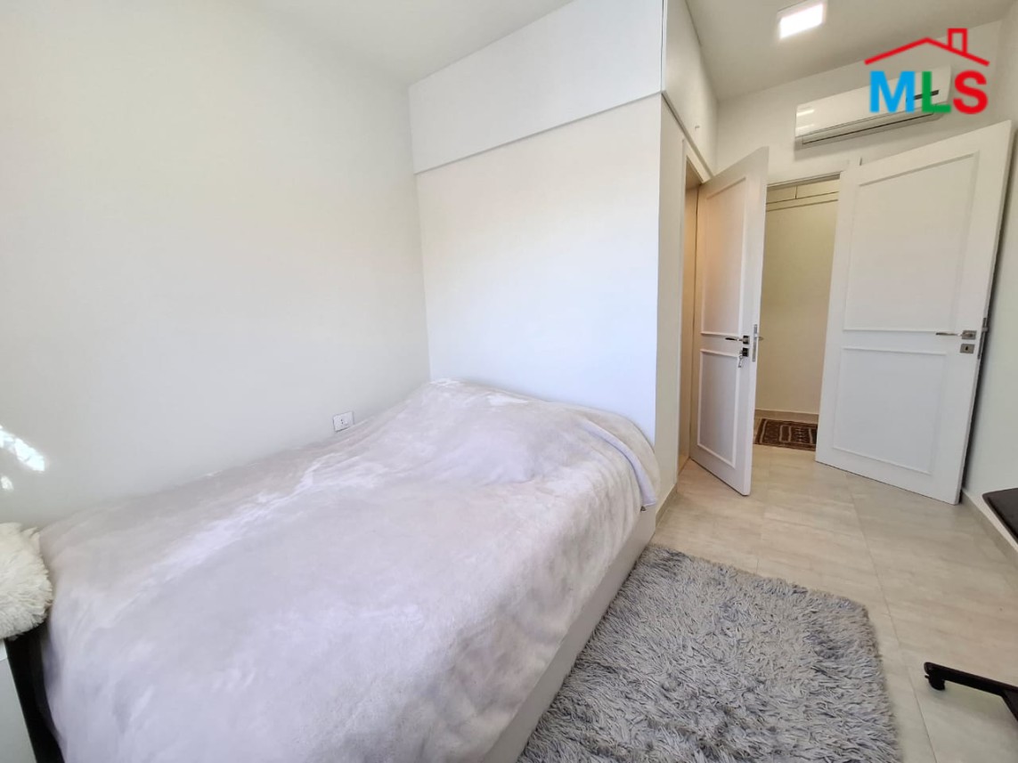 Luxurious Modern Fully Furnished Apartment For Sale in Rayfoun