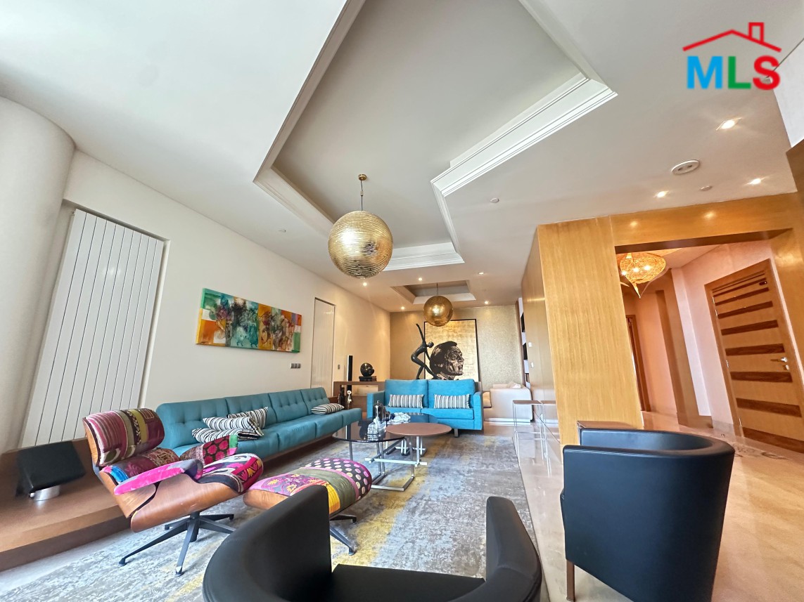 Beautiful 3-Bedroom Apartment For Sale in Down Town