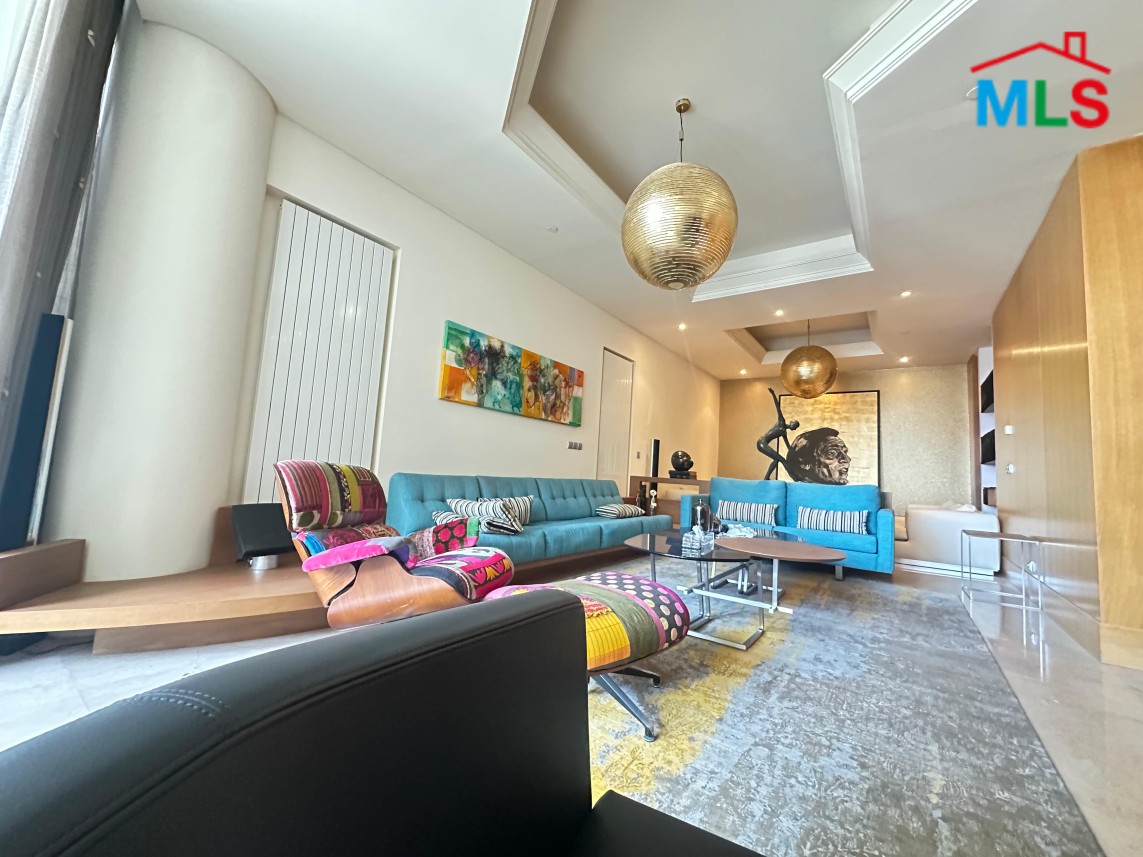 Beautiful 3-Bedroom Apartment For Sale in Down Town