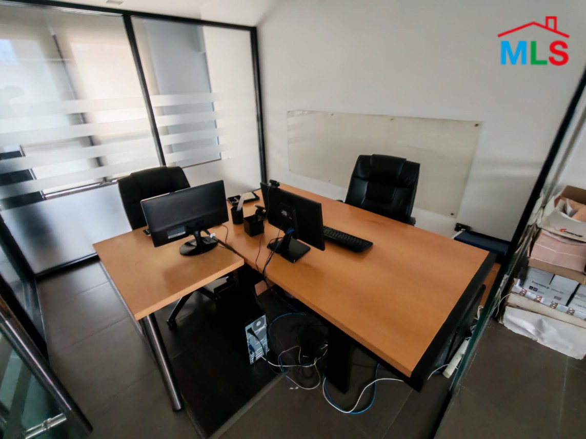 Spacious Office For Sale In Prime Location in Achrafieh, Sassine
