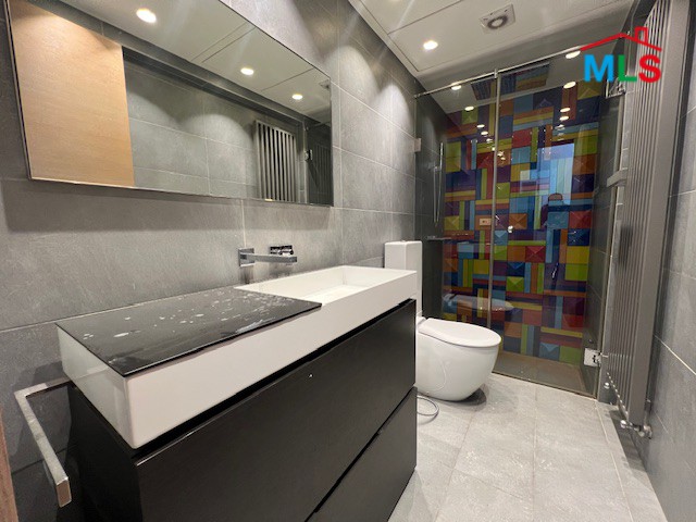 3-Bedroom Loft For Sale in a New Building in Achrafieh, Sodeco