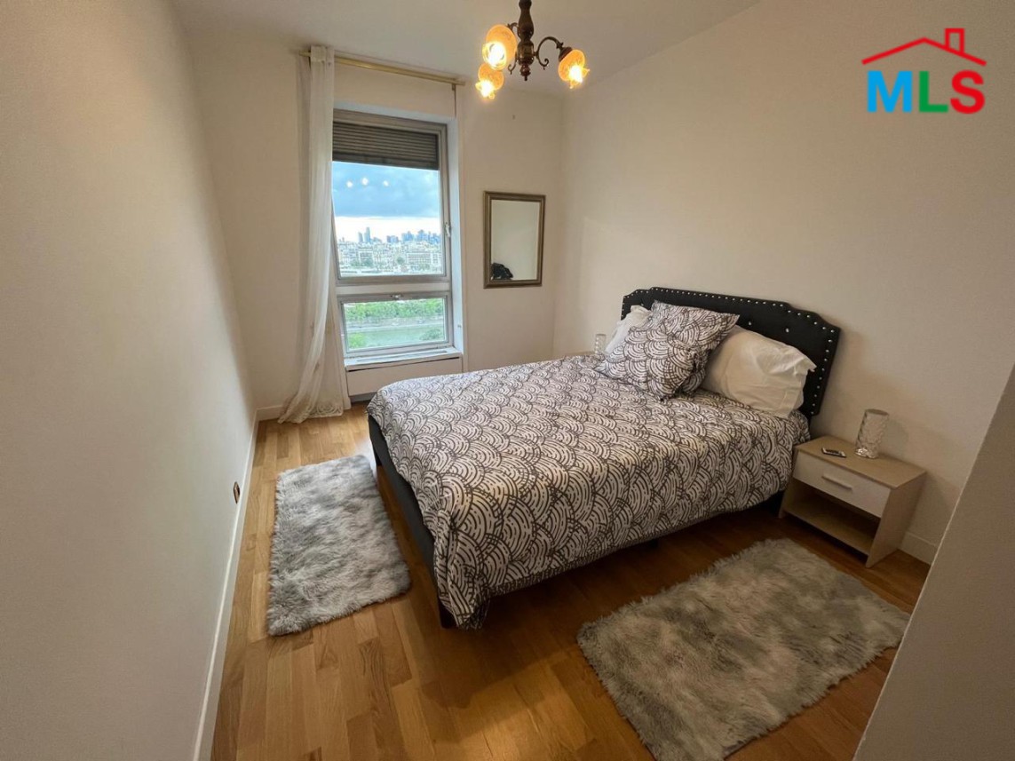 3-Bedroom Apartment with Amazing View For Sale in Paris 15ème, France