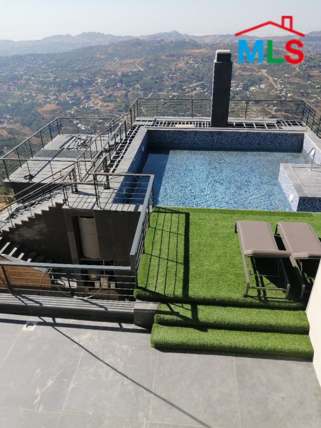 Duplex Luxurious Chalet With Garden For Sale In Fakra Club