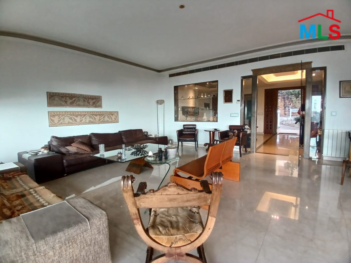 EXCLUSIVE! Charming Villa With Pool & Garden For Sale in Rabieh