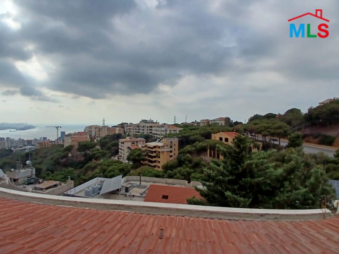 EXCLUSIVE! Charming Villa With Pool & Garden For Sale in Rabieh