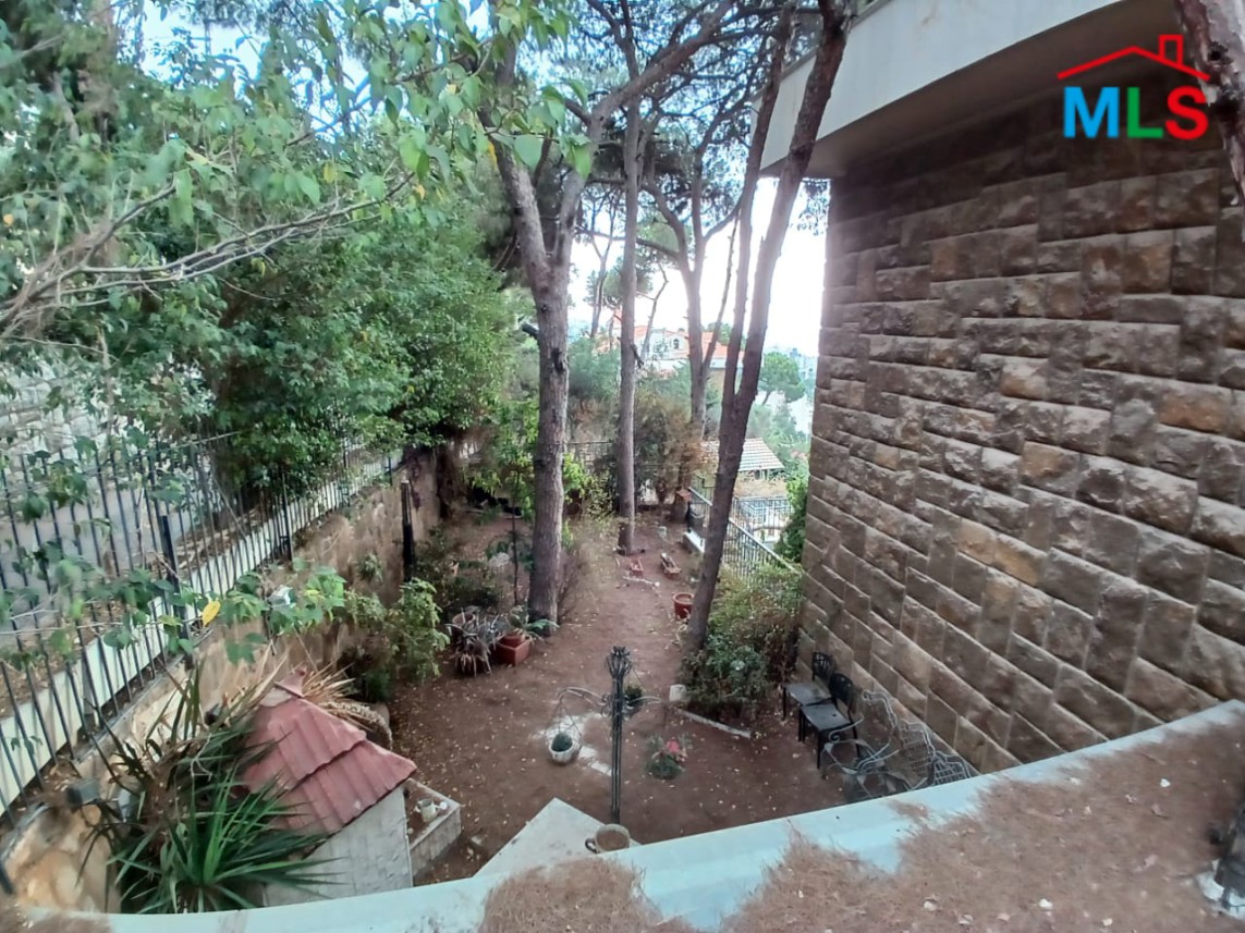 EXCLUSIVE! Charming Villa With Pool & Garden For Sale in Rabieh