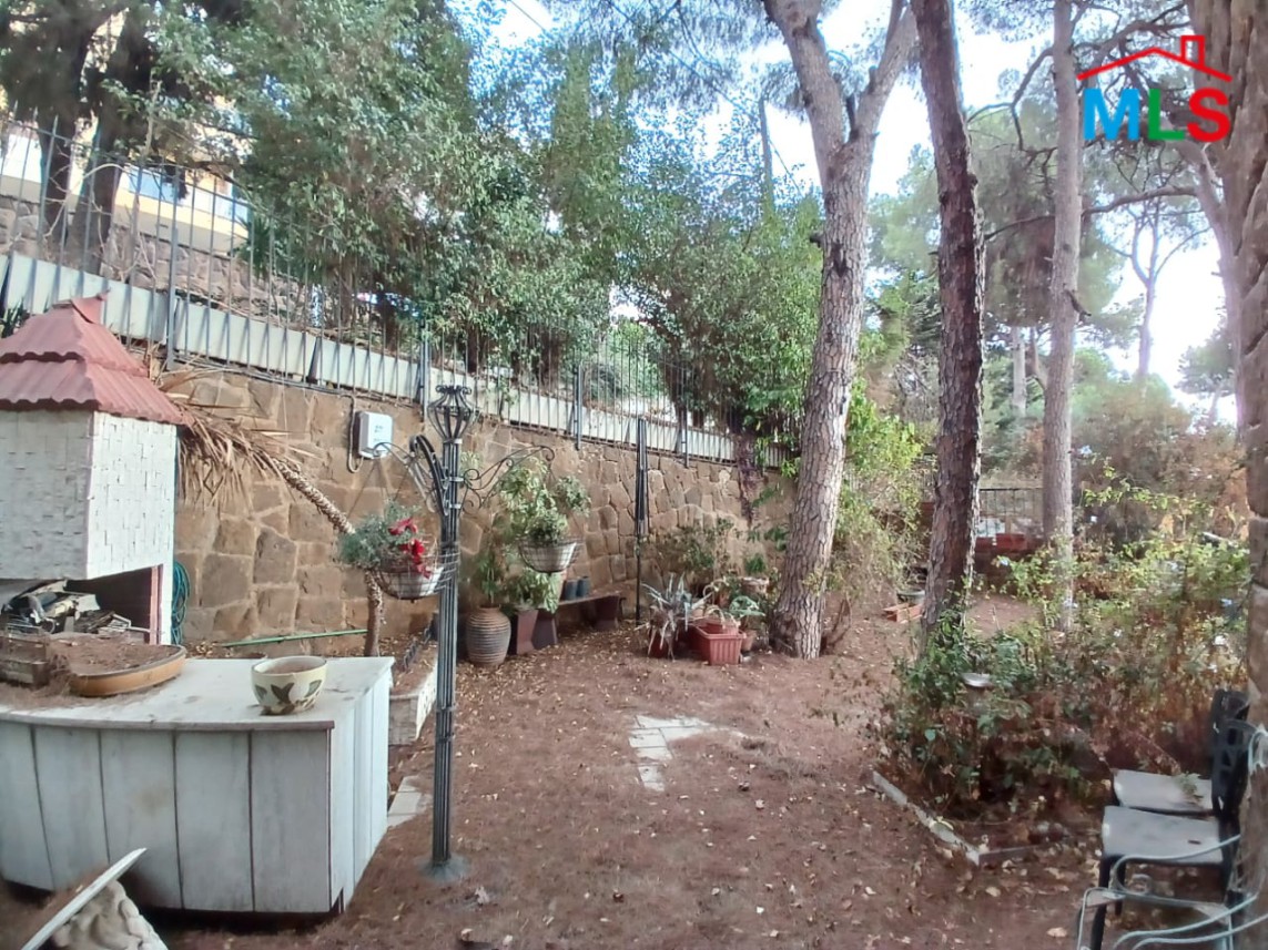 EXCLUSIVE! Charming Villa With Pool & Garden For Sale in Rabieh