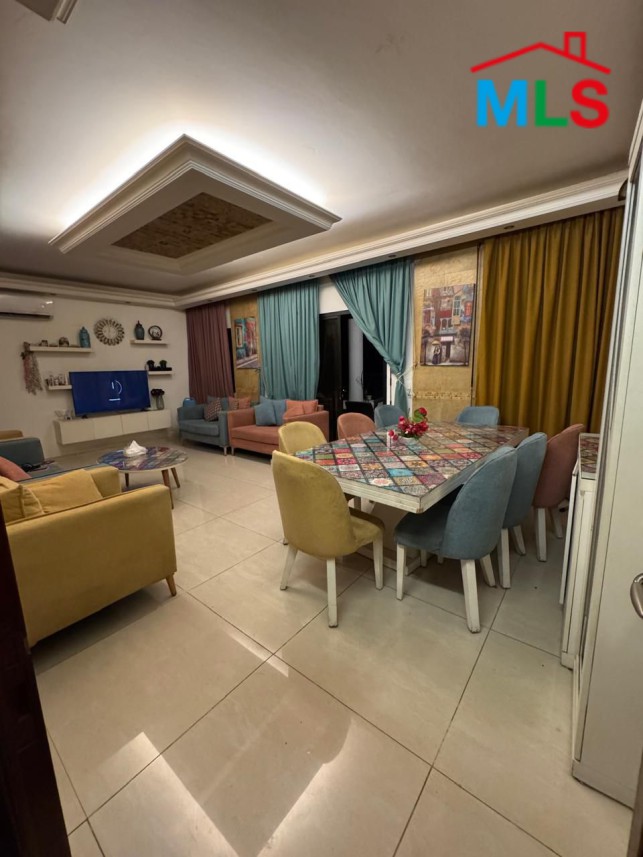 Spacious Apartment For Sale in Dawhit El Hoss