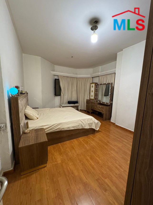 Spacious Apartment For Sale in Dawhit El Hoss