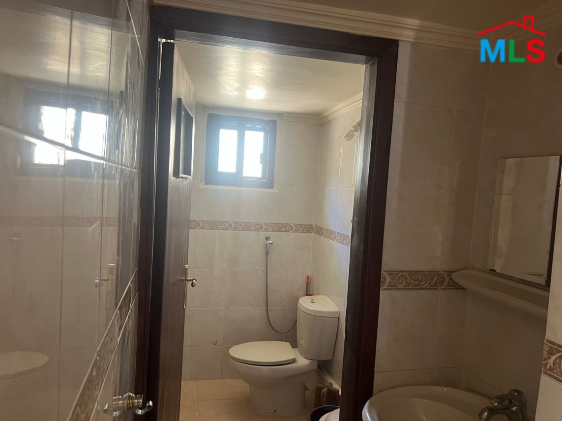 An Individual Building For Sale in Chanay, Bhamdoun