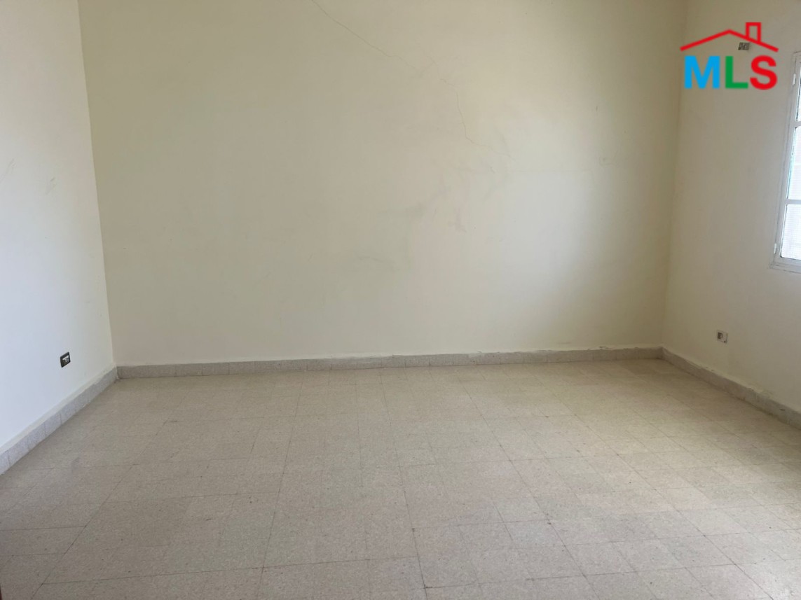 An Individual Building For Sale in Chanay, Bhamdoun