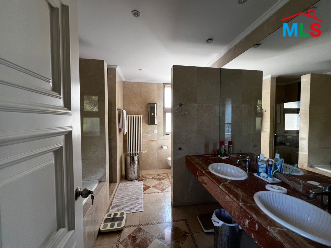 Luxurious Duplex with Terrace & Panoramic View For Sale in Yarzeh