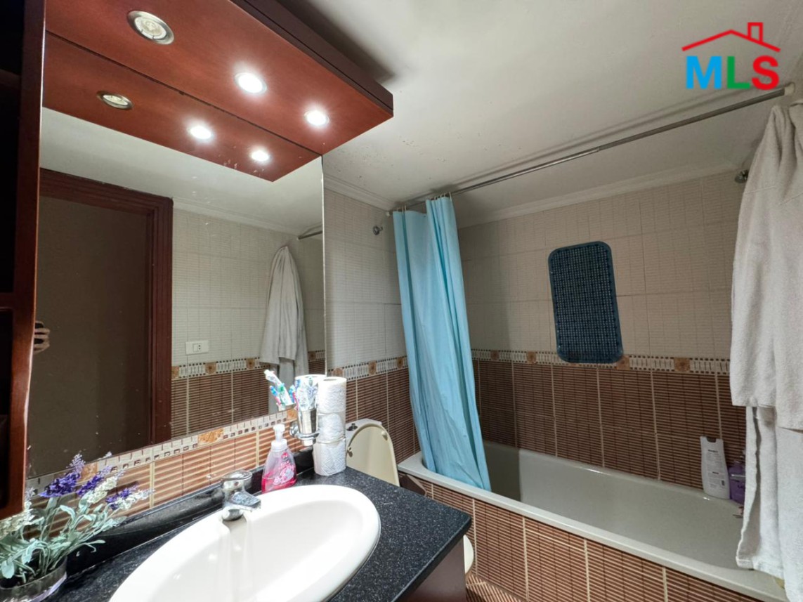Decorated & Fully Furnished Apartment For Sale in Mansourieh
