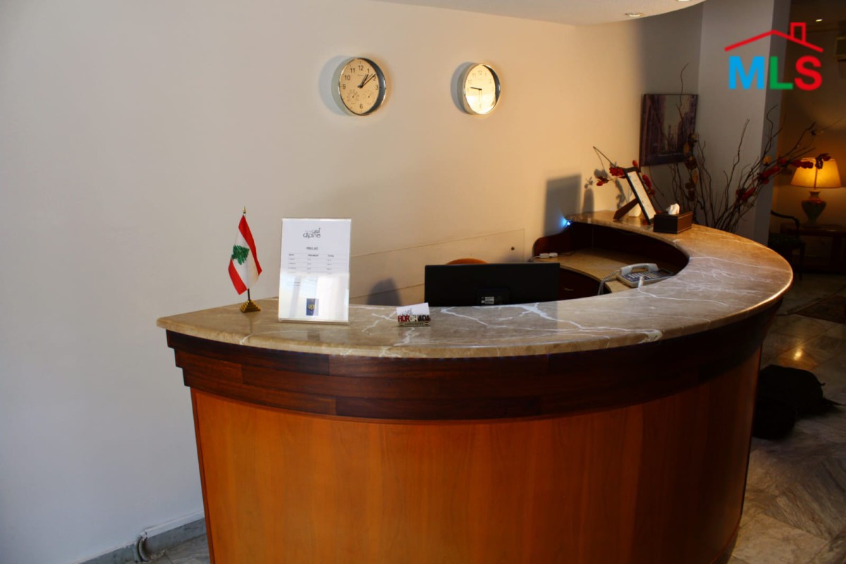 1,000 SQM Hotel For Sale in Ainab, Aley
