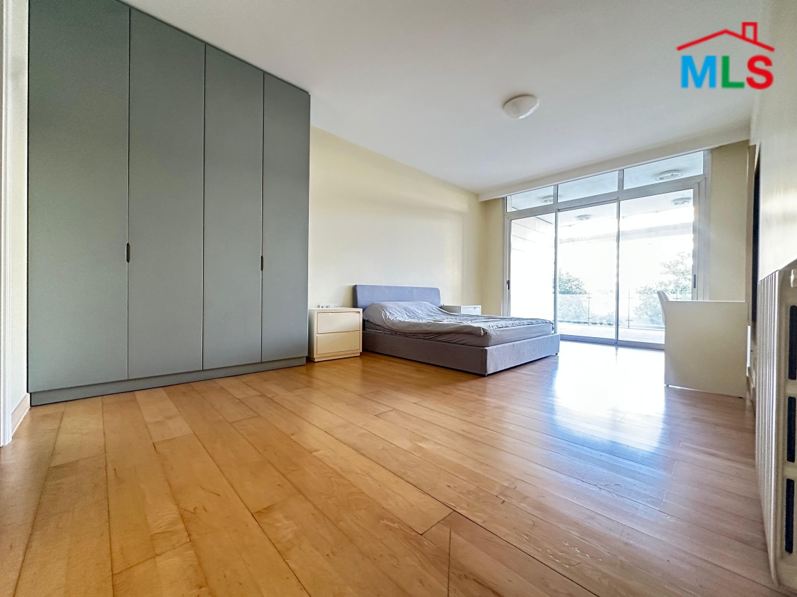 Elegant & Modern Apartment For Sale in Saifi Village