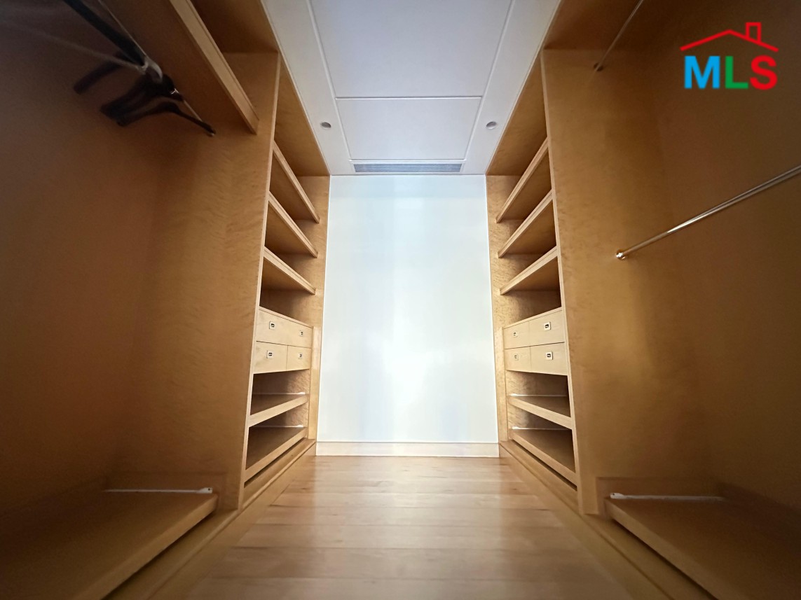 Elegant & Modern Apartment For Sale in Saifi Village