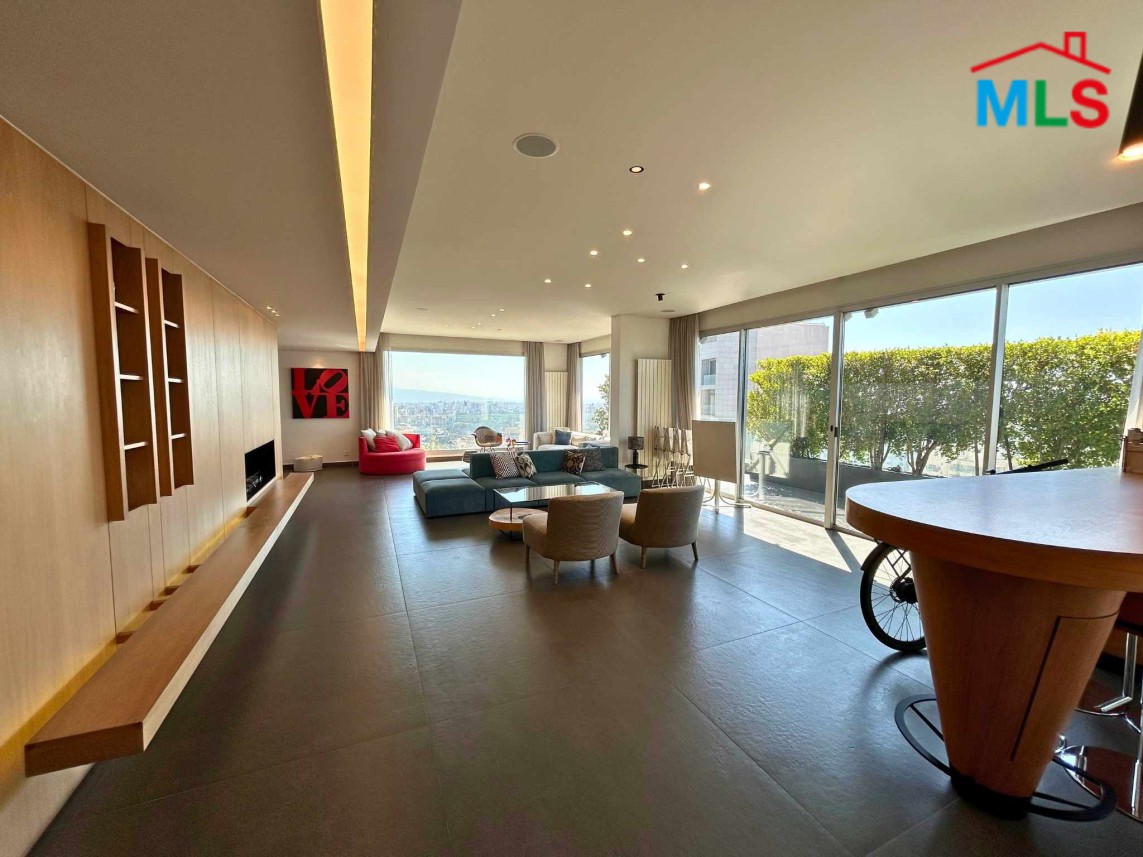 Penthouse with Terraces and Mountain City View For Sale in Achrafieh, Rizk