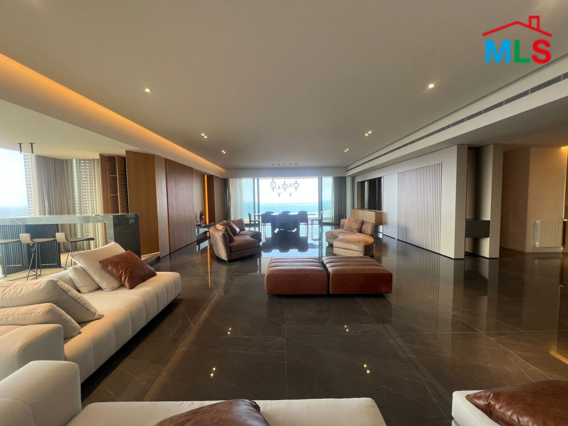 Luxurious Living! High-End Apartment with Sea & City View For Sale in Gemmayzeh