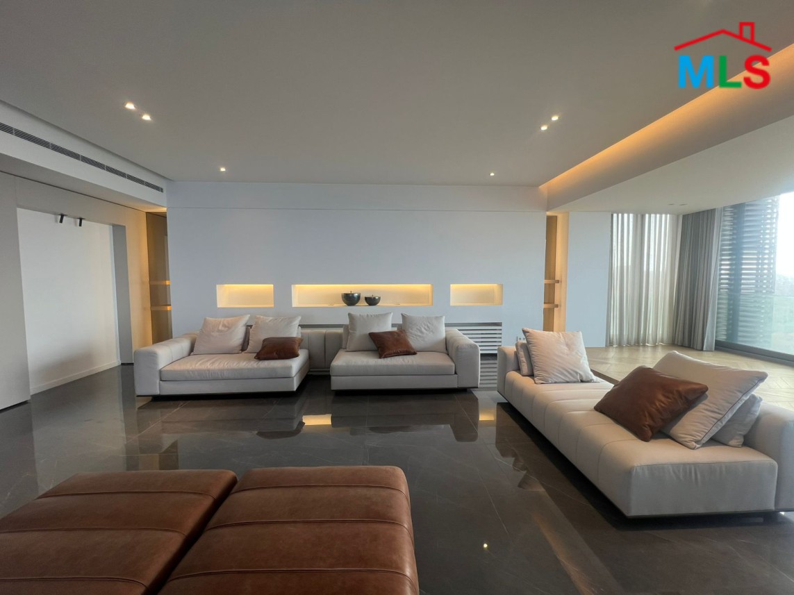 Luxurious Living! High-End Apartment with Sea & City View For Sale in Gemmayzeh
