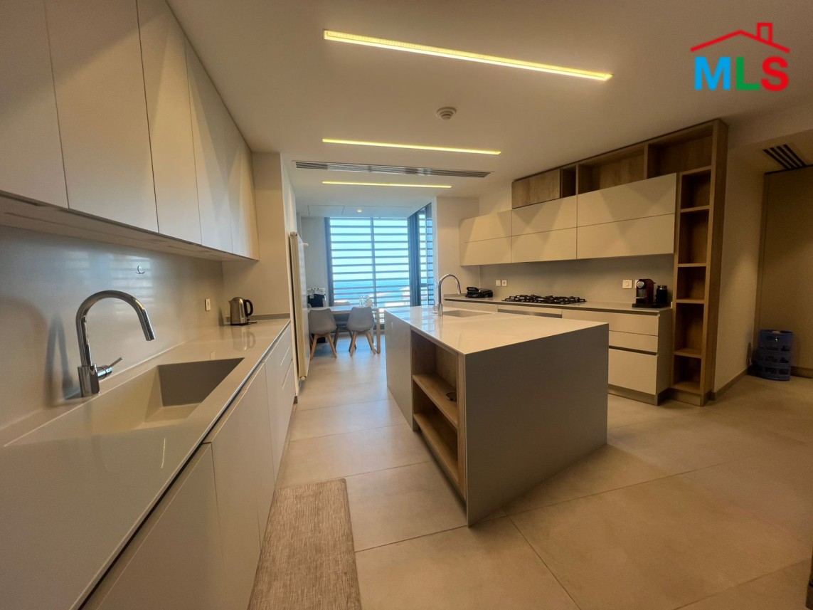 Luxurious Living! High-End Apartment with Sea & City View For Sale in Gemmayzeh