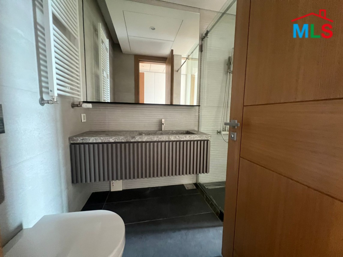 Luxurious Living! High-End Apartment with Sea & City View For Sale in Gemmayzeh