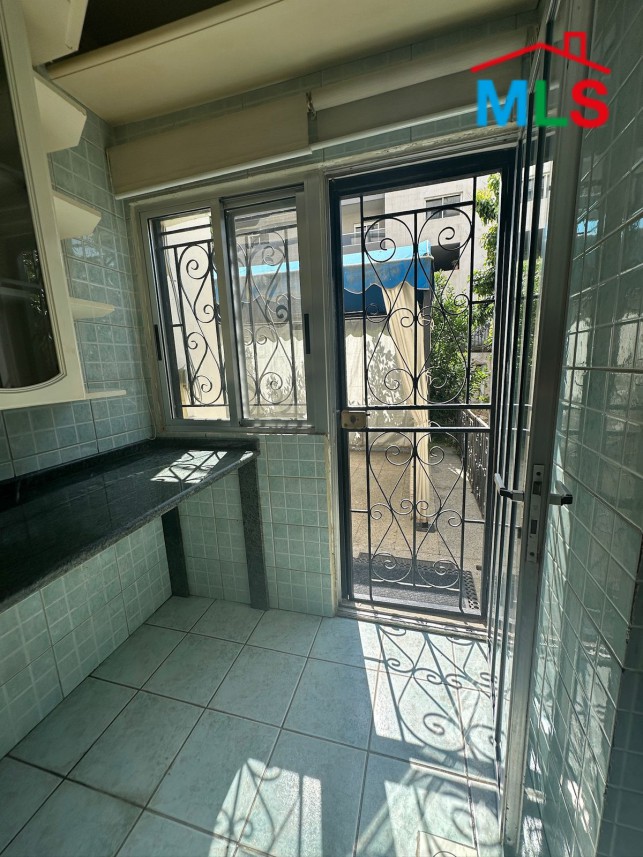 Spacious Apartment with Terrace For Sale in Dik El Mehdi