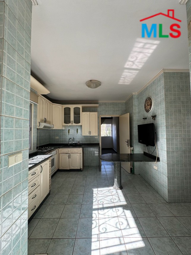 Spacious Apartment with Terrace For Sale in Dik El Mehdi