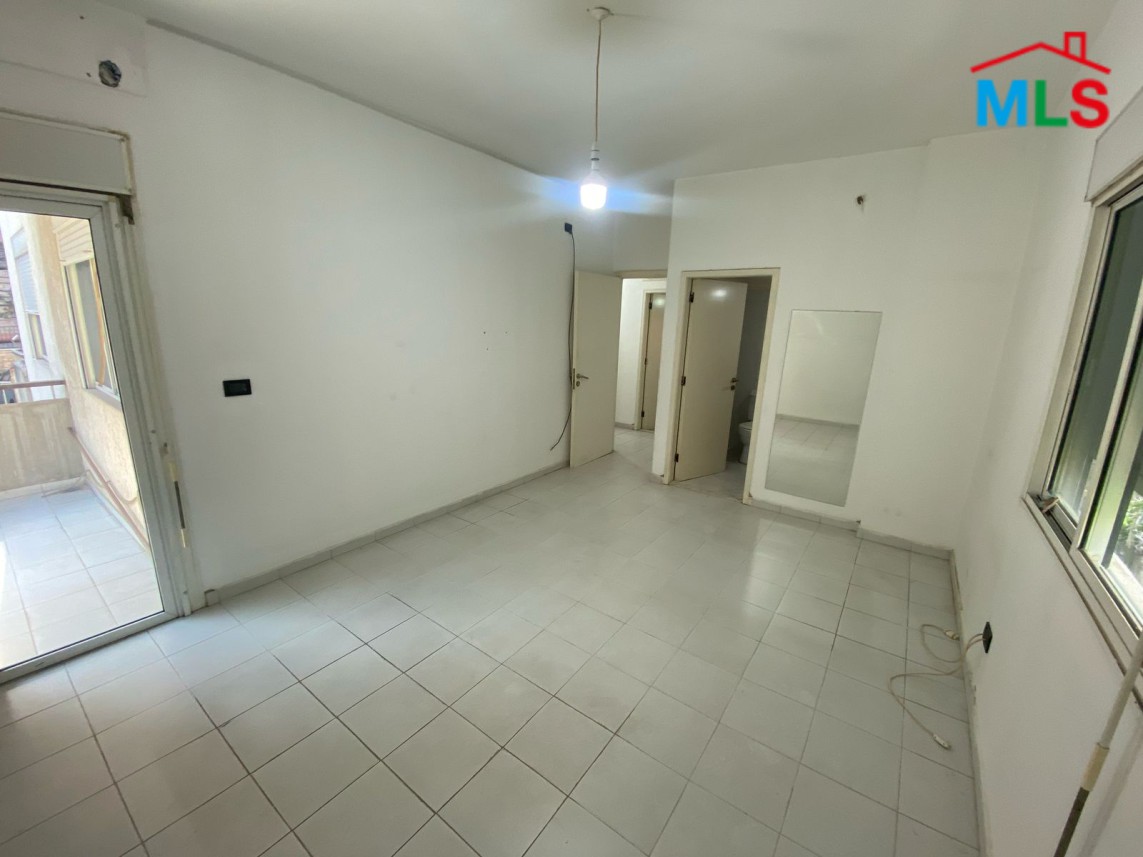 Spacious Apartment For Sale in Beit El Chaar